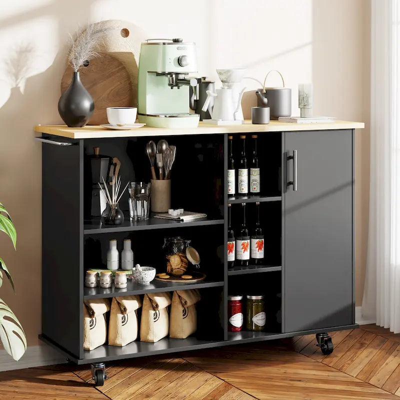 Desserte d'îlot de cuisine avec étagères ouvertes et armoire gris noir blanc