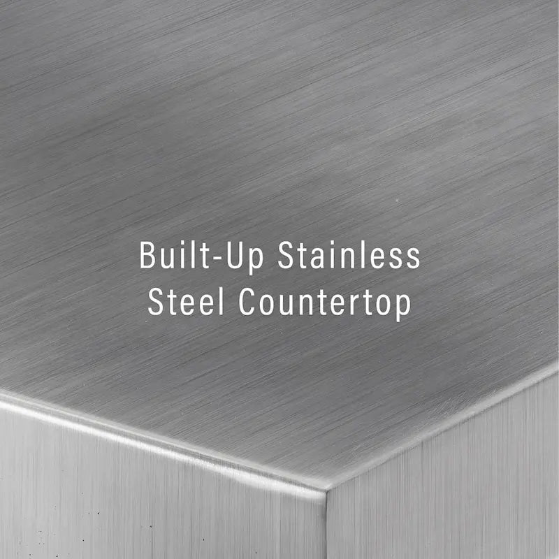 Îlot de cuisine avec plateau en acier inoxydable blanc, tiroirs, armoire et tabourets de comptoir gris