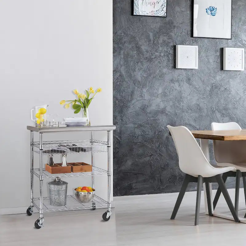Chariot de cuisine utilitaire en acier inoxydable argenté avec étagères en fil métallique et panier